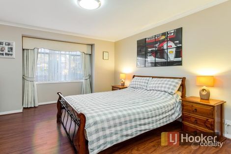 Property photo of 21 Grove Gardens Berwick VIC 3806
