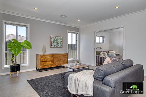 Property photo of 21 Zealie Bend Googong NSW 2620