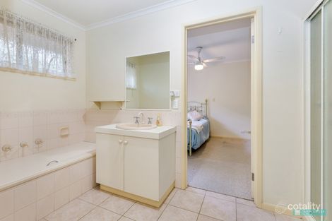 Property photo of 1A Albert Avenue Strathdale VIC 3550