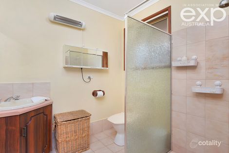 Property photo of 31 Summer Hill Court Wynn Vale SA 5127