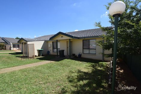 11/4 Old Barracks Lane, Young, NSW 2594