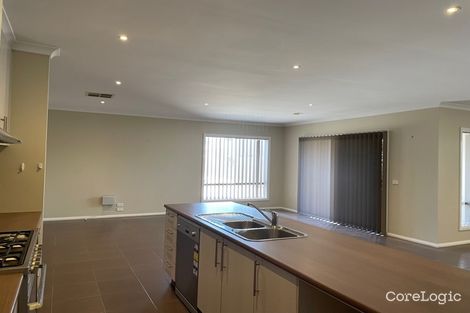 Property photo of 8 Edgewood Drive Harkness VIC 3337