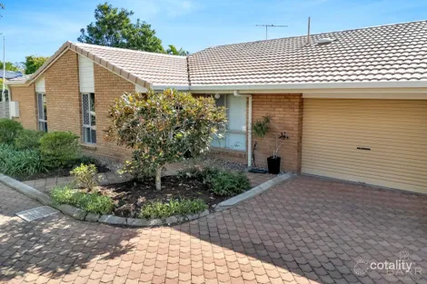 Property photo of 1/10 Golden Crest Place Bellbowrie QLD 4070