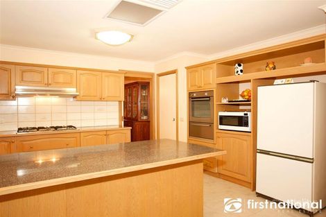 Property photo of 39 Edrington Park Drive Berwick VIC 3806