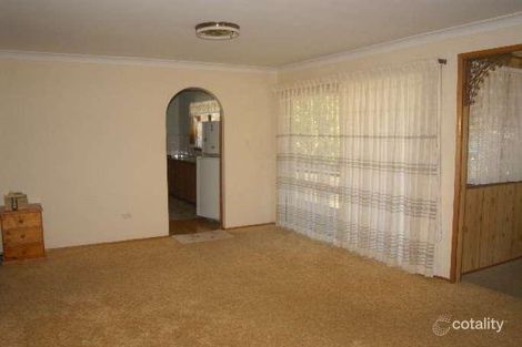 Property photo of 28 Allambee Crescent Blue Haven NSW 2262