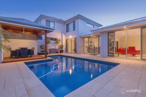 59d Elsie St, Watermans Bay, WA 6020