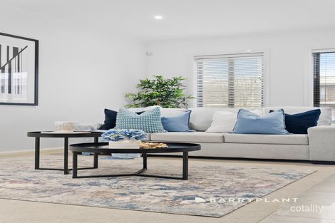 Property photo of 44/18-26 Marlesford Crescent Berwick VIC 3806