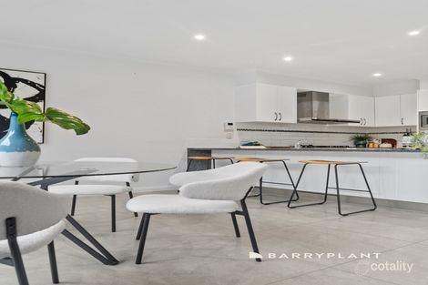 Property photo of 44/18-26 Marlesford Crescent Berwick VIC 3806