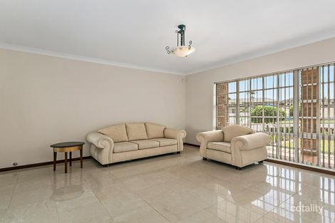 Property photo of 55 Glen Logan Road Bossley Park NSW 2176