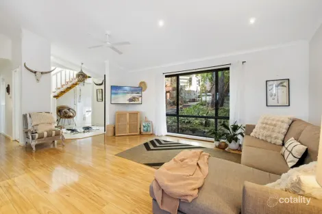 Property photo of 187 Empire Bay Drive Empire Bay NSW 2257