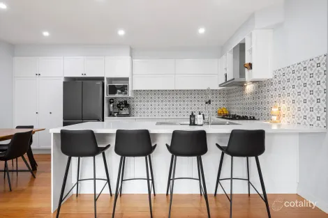 Property photo of 182 Mill Park Drive Mill Park VIC 3082