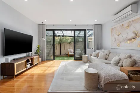 Property photo of 182 Mill Park Drive Mill Park VIC 3082