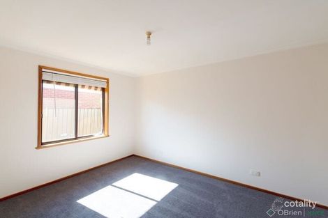 Property photo of 1/66 Sisely Avenue Wangaratta VIC 3677