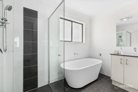Property photo of 30 Kingsburgh Parkway Gables NSW 2765