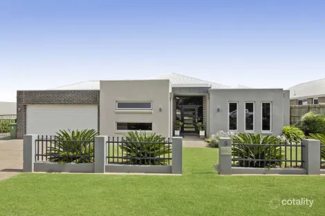 Property photo of 9 Tempest Drive Glenvale QLD 4350