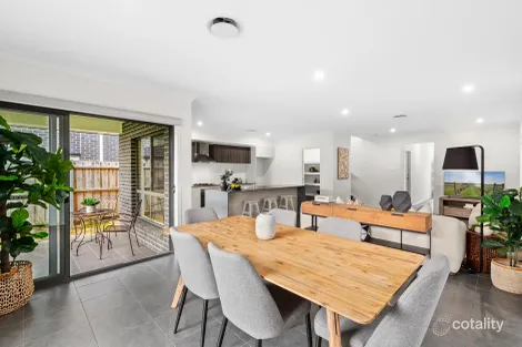 30 KINGSBURGH PKWY, GABLES, NSW 2765