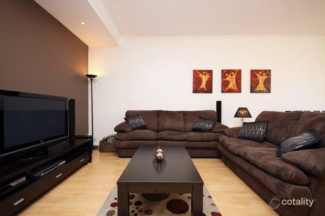 Property photo of 11 First Street Hindmarsh SA 5007