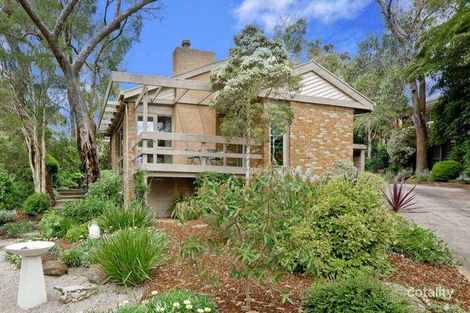 Property photo of 16 Lexham Square Eltham VIC 3095