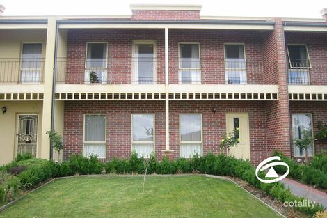 8/10 Parkhill Dr, Berwick, VIC 3806