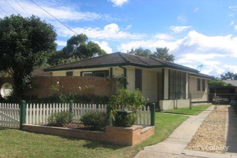 19 Derna Rd, Holsworthy, NSW 2173