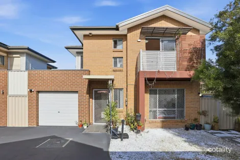 2/73 Woodpark Rd, Woodpark, NSW 2164