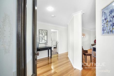 Property photo of 22 Newport Gardens Hillarys WA 6025