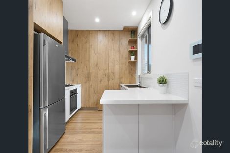 Property photo of 2/10 Pippin Avenue Glen Waverley VIC 3150