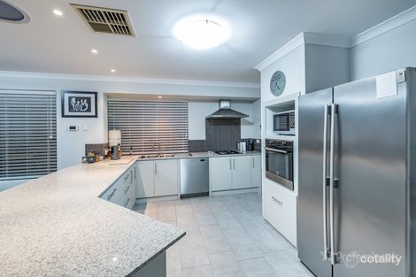 Property photo of 15 Meringa Crescent Quinns Rocks WA 6030