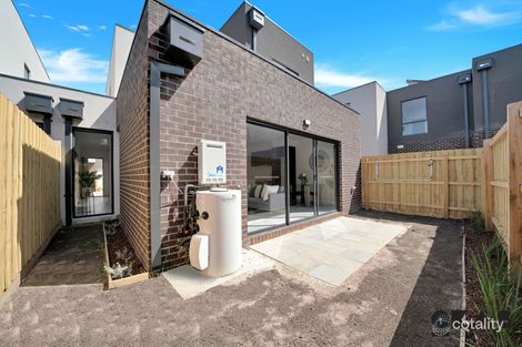 Property photo of 11 Gagan Crescent South Morang VIC 3752