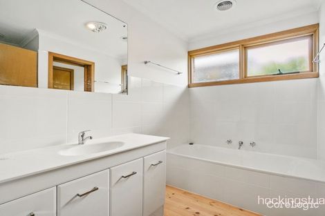 Property photo of 27 Centre Drive Rye VIC 3941