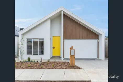 19 Pebble St, Fyansford, VIC 3218