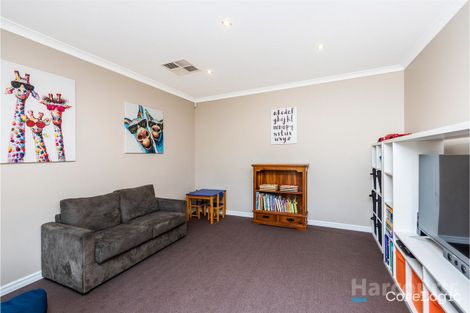Property photo of 19 Auckland Way Hocking WA 6065
