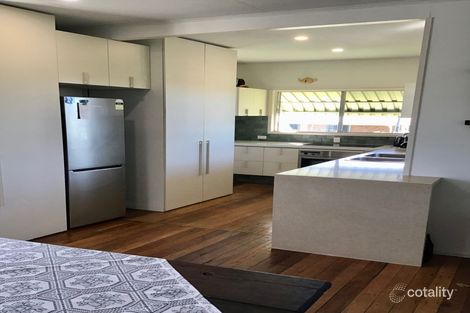 Property photo of 4 Seaview Avenue Maaroom QLD 4650