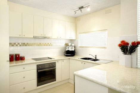 Property photo of 1/190 Cotham Road Kew VIC 3101