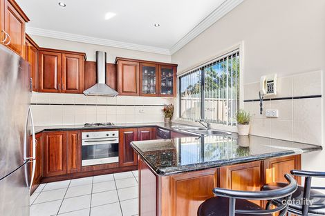 Property photo of 2/51 Balmoral Street Balgownie NSW 2519