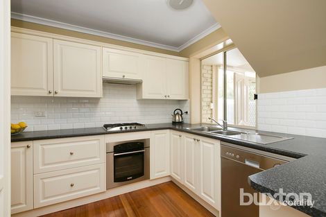 Property photo of 39 Scarlet Street Mordialloc VIC 3195