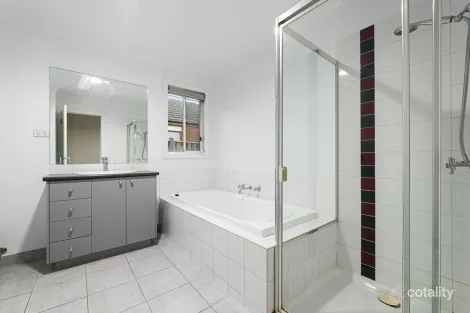 Property photo of 21 Farfalla Way Tarneit VIC 3029