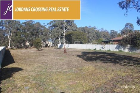 8 Collins St, Marulan, NSW 2579