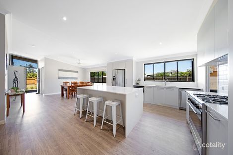 Property photo of 83 Hillview Crescent Whitfield QLD 4870