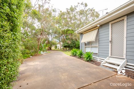 Property photo of 17 Third Parade Raymond Island VIC 3880