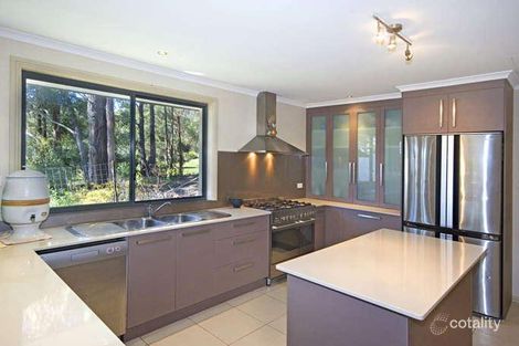 2 Pomona Rd, Empire Bay, NSW 2257