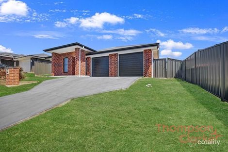Property photo of 5A Tanzanite Street Rutherford NSW 2320