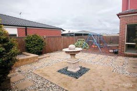 Property photo of 3 Palmer Court Roxburgh Park VIC 3064
