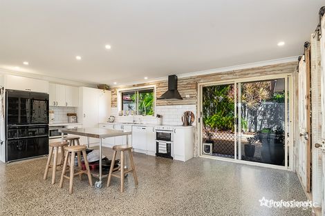 Property photo of 4 Fieldcrest Place Lennox Head NSW 2478