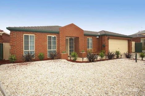 22 Wood Gr, Burnside, VIC 3023