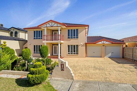 15 Landsbourgh Ave, Taylors Lakes, VIC 3038