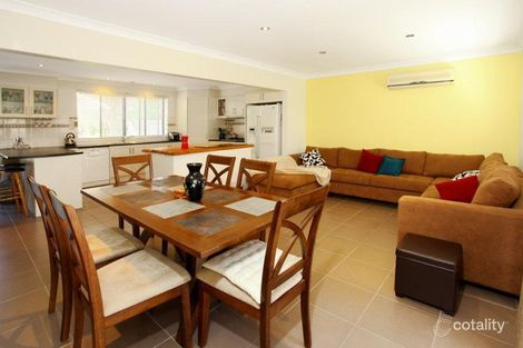 Property photo of 56 Collins Crescent Benowa QLD 4217