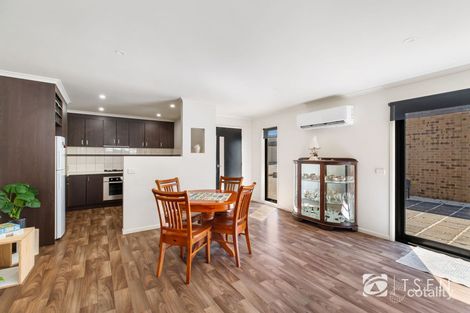 Property photo of 2/215 Aspinall Street Kangaroo Flat VIC 3555