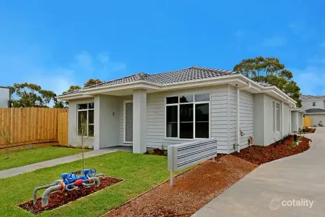 1/4 Lomica Dr, Hastings, VIC 3915