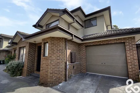 Property photo of 2/8 Faye Street Reservoir VIC 3073